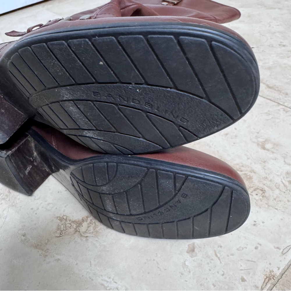 Bandolino Cranne Leather Boots - Picture 9 of 12